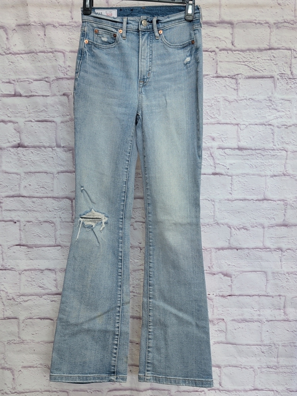 GAP High-rise 70s Flare Light Wash Distressed Jeans - Size 24 (00)